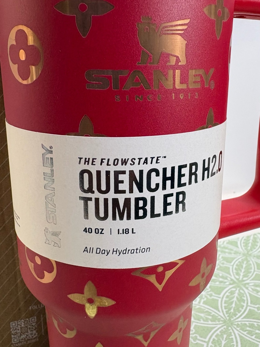 NWT Stanley Red and Gold Quencher H2.0 Tumbler - Picture 2 of 6